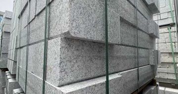 兰州芝麻白路牙石 马路牙子