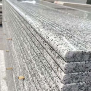 兰州芝麻白楼梯踏步 花岗岩楼梯板材