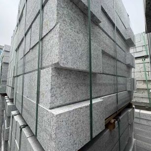 兰州芝麻白路牙石 马路牙子